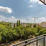 Street\'N Apartment